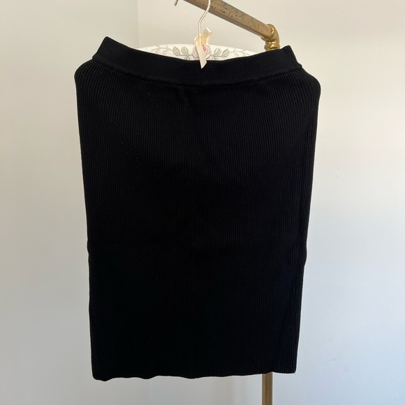 Forever 21 Knit Skirt - Picture 2 of 3